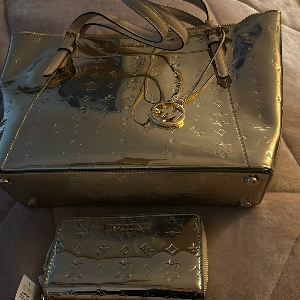 Brand New Kors Purse & Phone Holder